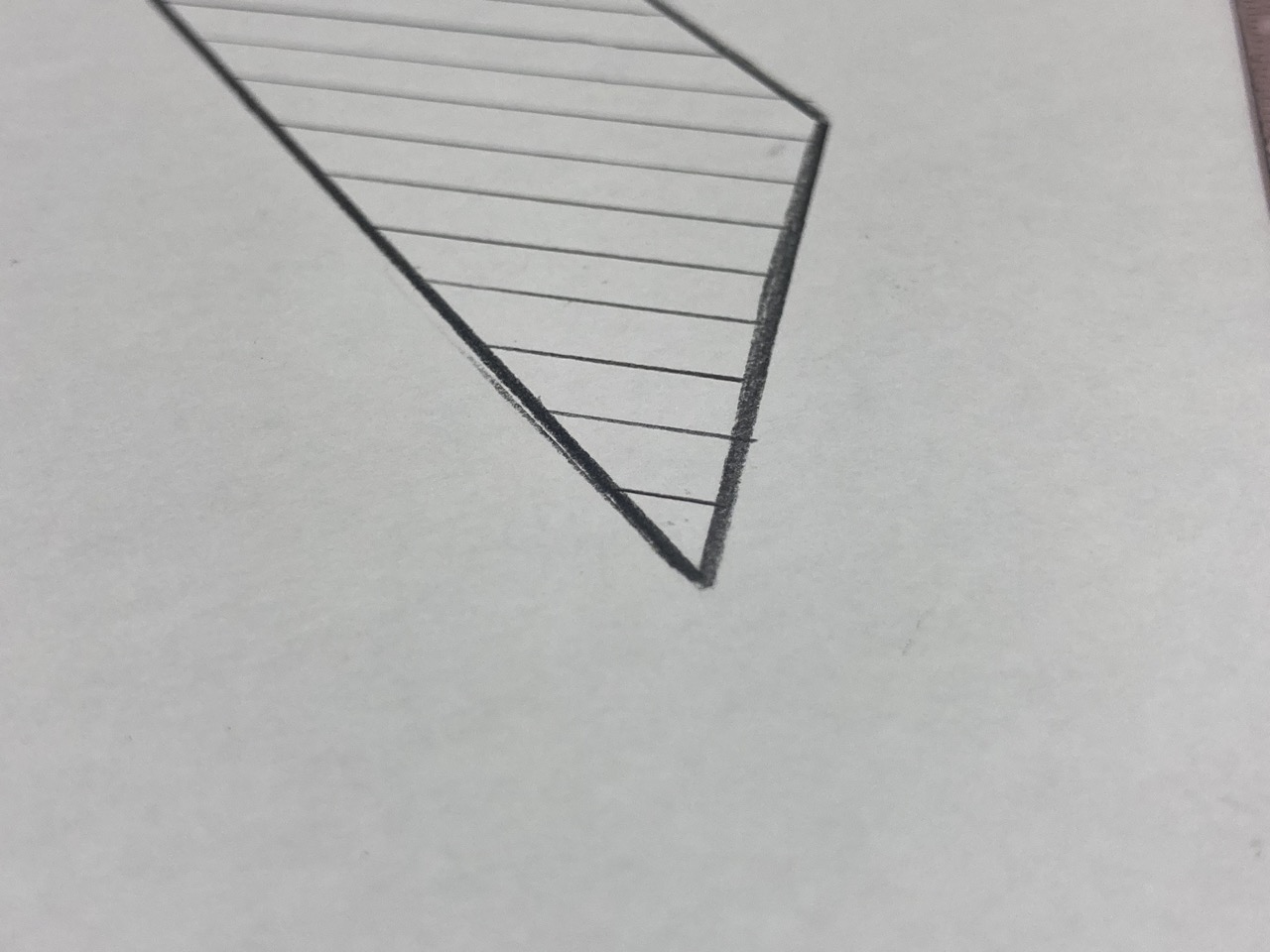 拡大すると枠線は太さが不完全。線も裂けている。